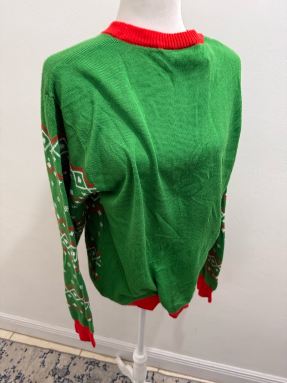 Cheech and Chong Ugly Christmas Sweater green and Red Men’s Size M EUC - Picture 4 of 7